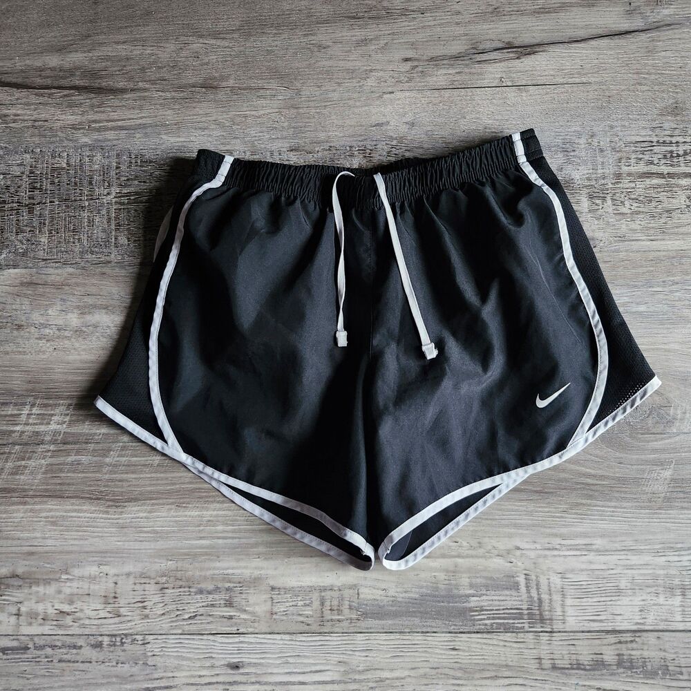 (Child's L) Nike shorts